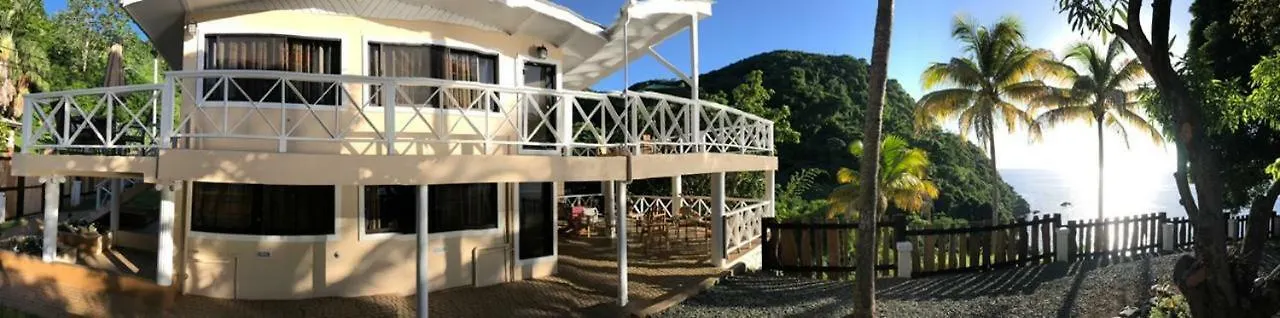 Aparthotel Castara Inn
