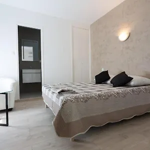 Alizea Hotel